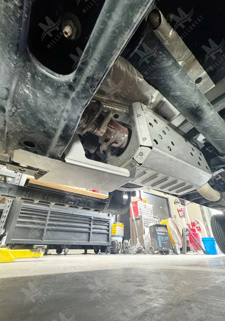 Ford F-450 Chassis Cab RWD 2017-2022 Cat Shield